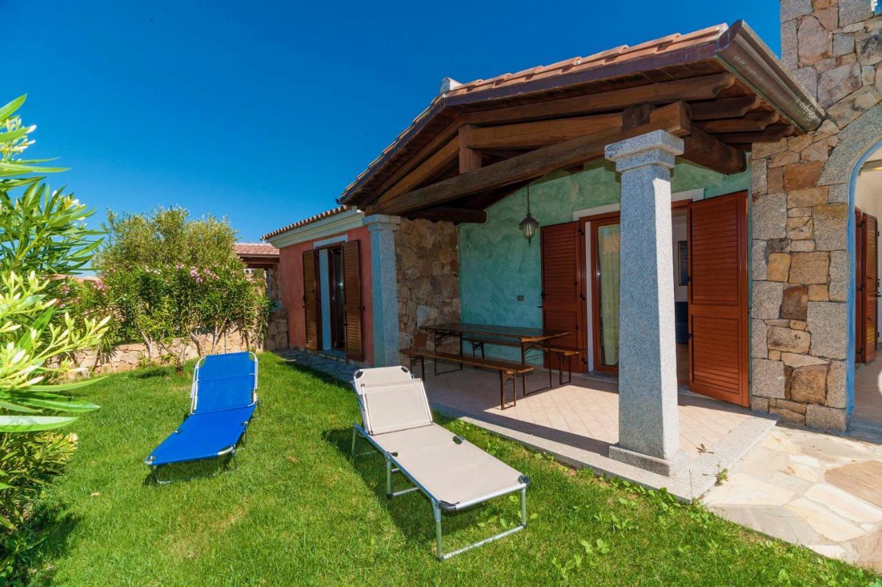 Ferienwohnung I Villini Di Baia Sant'Anna Budoni Exterior foto